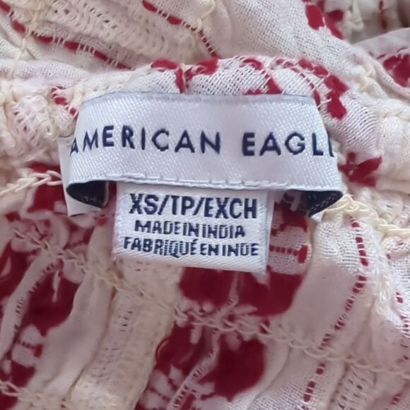 American Eagle Cream Floral Tank - Picture 4 of 5